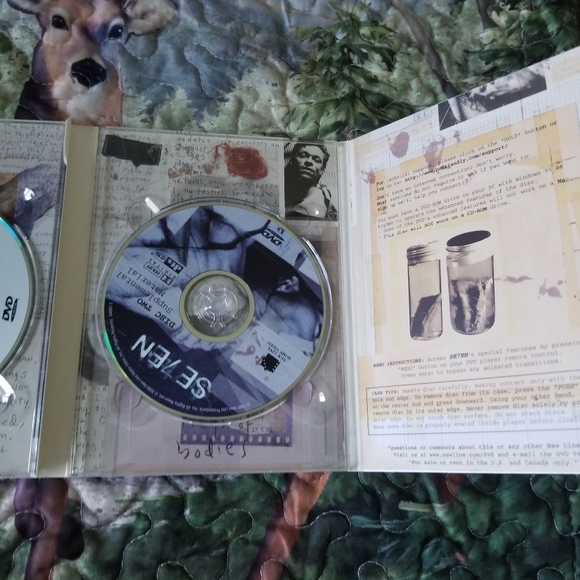 Seven - Picture 4 of 8